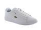 Chaussure Lacoste Carnaby en cuir blanc et vert.