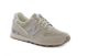 Chaussure New Balance wr 996 dames beige et argent.