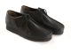 Chaussures Clarks originals Wallabee en cuir noir pour homme.